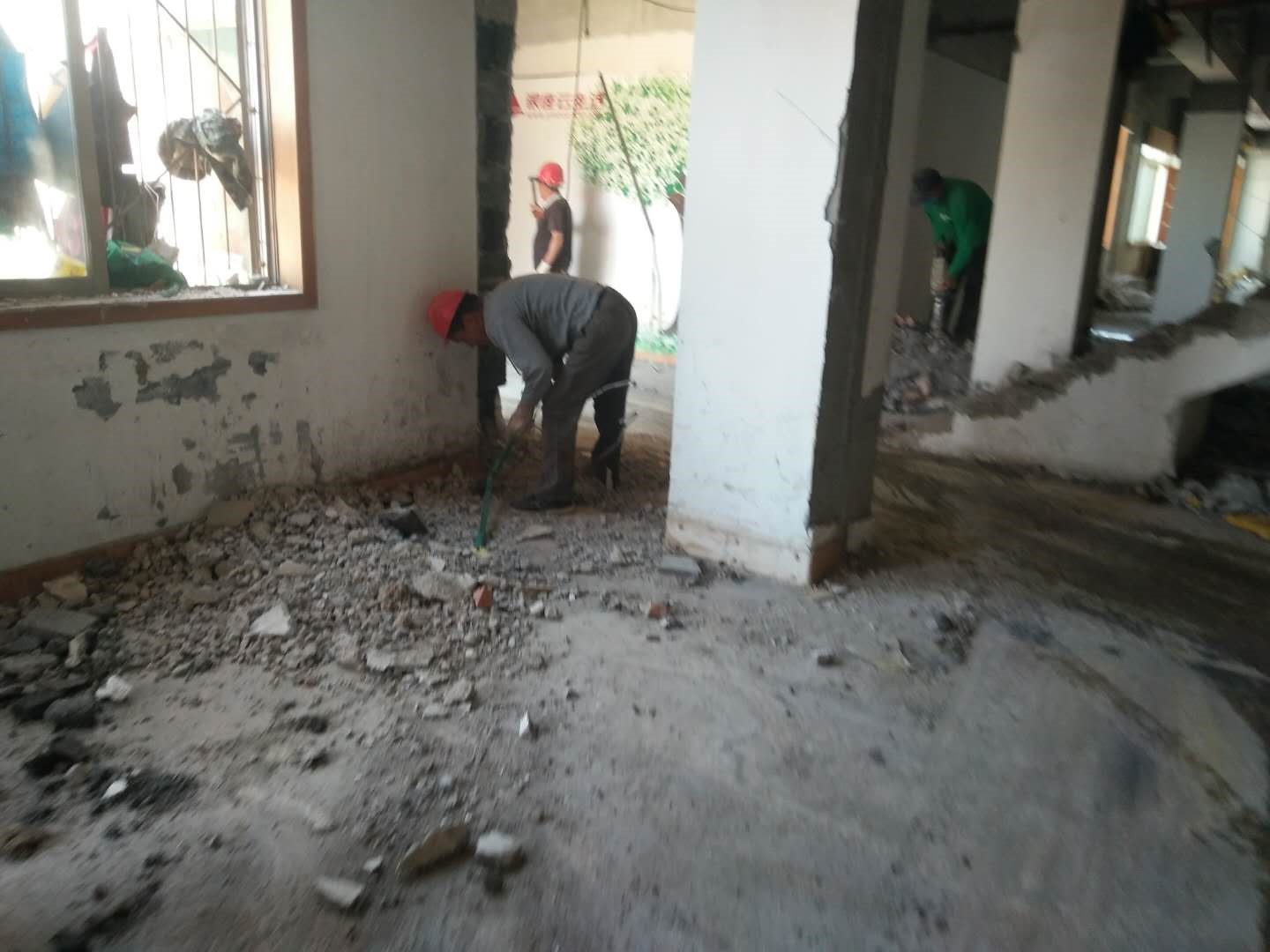 結(jié)構(gòu)加固前避開蘇州房屋拆除的承重墻區(qū)域